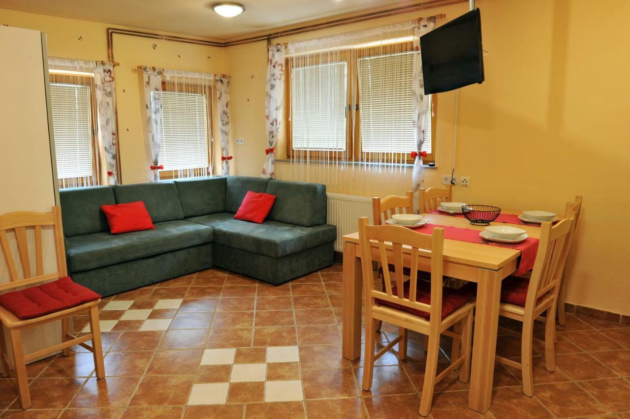Apartma Marjetica Apartment Blejska Dobrava
